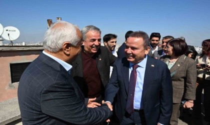 Başkan Muhittin Böcek hemşehrileriyle buluştu