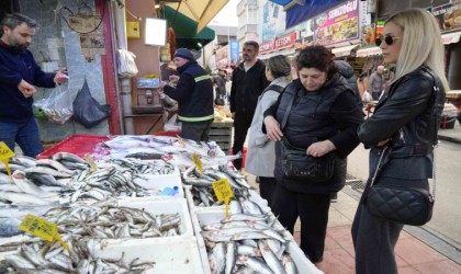 Bu Ramazan balıkçıların yüzü gülüyor