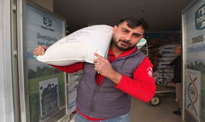 Burhaniyede devlet desteği gübre satışlarını artırdı