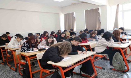 Bursa-Van arası mektup kardeşliği 3.yılında