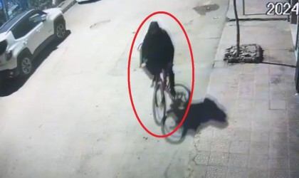 Bursada akılalmaz hırsızlık : Tavan arasına koyduğu 650 bin TLlik altın ve paraları çalındı