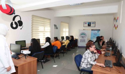 Büyükşehirden çağrı merkezi kursu