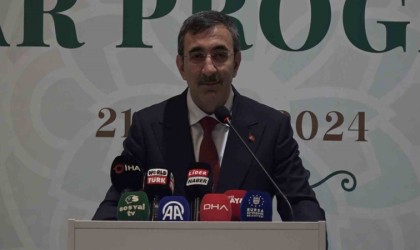 Cumhurbaşkanı Yardımcısı Yılmaz: “Masa başında oturup memleketi yöneten bir ekip olmadık”