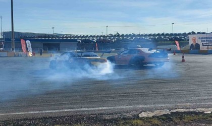 Dirft pilotları tozu dumana kattı