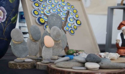 Doğadan toplanan taşlar, afetzede kadınların elinde ‘Taş Bebek oluyor