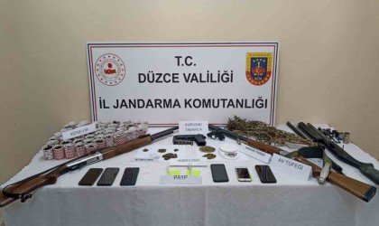 Düzcede jandarmadan uyuşturucu operasyonu