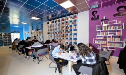 Efelerde 18. Kitap Kafe açılıyor