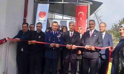 Emekli Astsubaylar Derneği Kütahya Şubesi yeni hizmet binasında