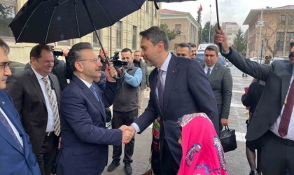 Enerji ve Tabii Kaynaklar Bakanı Bayraktar Eskişehirde
