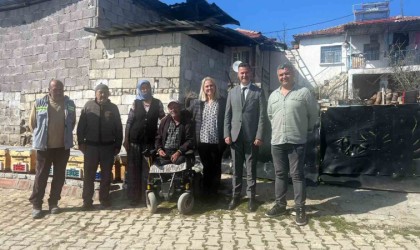 Engelli arıcıya büyükşehirden kovan desteği