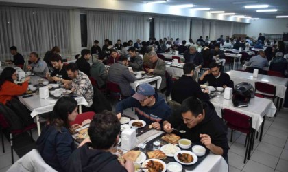 ESOGÜ Yönetimi, öğrencilerle iftar yemeğinde buluştu