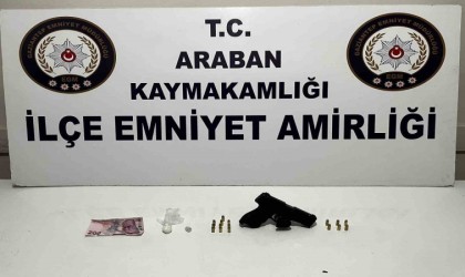 Gaziantepte kovalamaca sonucu uyuşturucu ve silah ele geçirildi