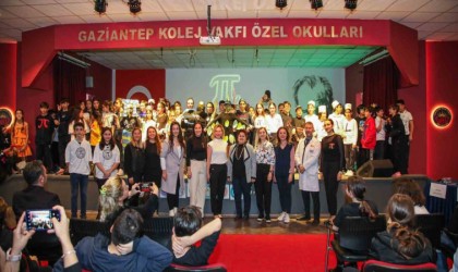 GKV Özel Ortaokulunda Pi temalı kostüm tasarlama yarışması