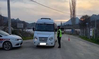 Jandarma ekipleri Şubat ayında 315 okul servisini denetledi
