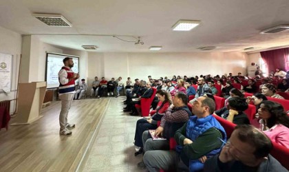 Jandarmadan öğrencilere siber farkındalık eğitimi