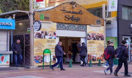 Kadınların el emeği, 8 yıldır Hanımeli Sokakta sergileniyor