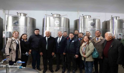 Karaçulha Hali pazarlama alanı ve Pekmez, Sirke, Şarap, Üzüm suyu tesisleri açıldı