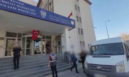 Kayseride aranması bulunan 20 şahıs yakalandı