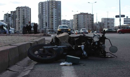 Kayserispor Başkanı Çamlının karıştığı kazada ağır yaralanan mobilet sürücüsü hayatını kaybetti