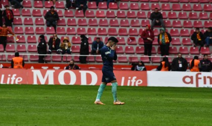 Kayserispor ilk kez kırmızı kart gördü