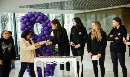 Kendi günlerinde hastalara destek oldular