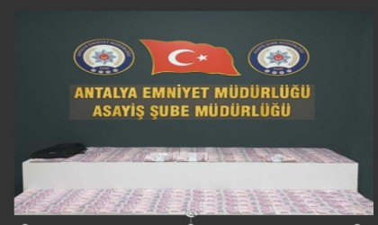 Kendisini polis ve savcı olarak tanıtıp 3,5 milyon liralık vurgun yaptı