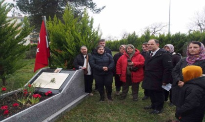 Kurtuluş Savaşında Karadenizde cephane taşıyan Rahime Kaptan kabri başında anıldı