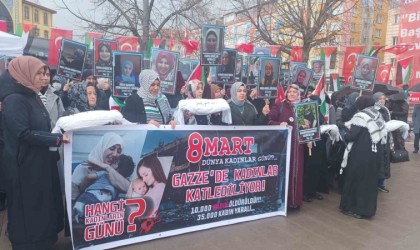 Kütahyada kadınlar Gazze için yürüdü