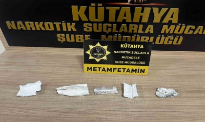 Kütahyada uyuşturucu ticareti şüphelisi 1 kişi tutuklandı