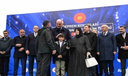 Malatyada bin 700 konut hak sahiplerine teslim edildi