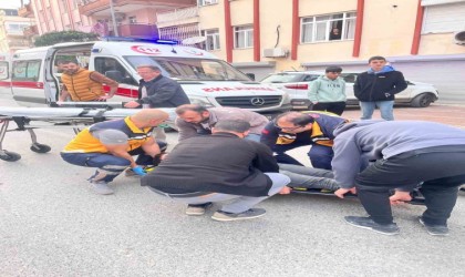 Manavgatta 3 araçlı zincirleme kaza: 2 yaralı