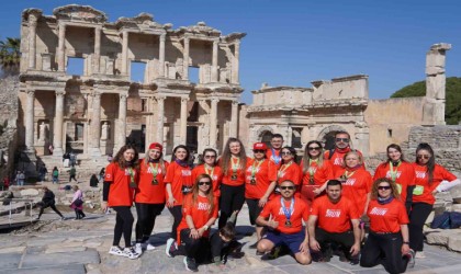 ‘Medical Point Run Efes Ultra Maratonunda ter döktü