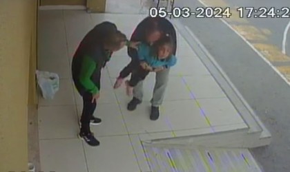 Minik Haticenin hayatını öğretmenleri Heimlich manevrasıyla kurtardı