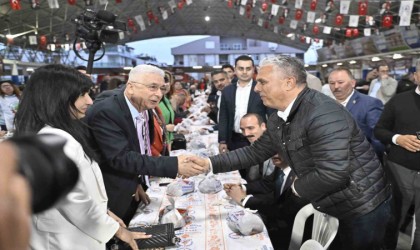 Muratapaşada iftar buluşmaları devam ediyor