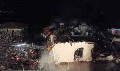 Mutfak tüpü patladı, çıkan yangında 1 kişi hayatını kaybetti