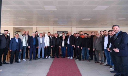 Özkan Alp: Hizmet etmeyeni göndermek sizin elinizde