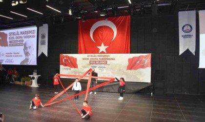 Şahinbeyli Öğrenciler İstiklal Marşını en güzel okumak için yarıştı