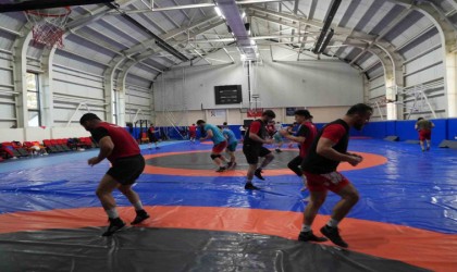 Serbest Stil Güreş Milli Takımı, Uluslararası Yaşar Doğu Güreş Turnuvası hazırlıklarını tamamladı