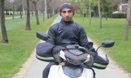 Trafikte ters köşe: Kavga edecekken bir anda böyle sarıldılar