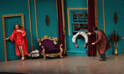 Türk Tiyatrosunda bir ilk: İlk kez bir devam oyunu sahnelendi