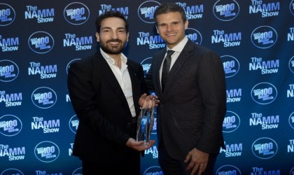 Türkiyeye Dünyanın En İyi Mağaza Tasarım Ödülünü Zuhal Müzik kazandırdı