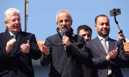 Ulaştırma ve Altyapı Bakanı Abdulkadir Uraloğlu: