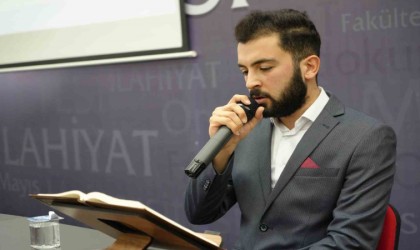 Üniversite öğrencileri Kuran-ı Kerimi en güzel okumak için yarıştı