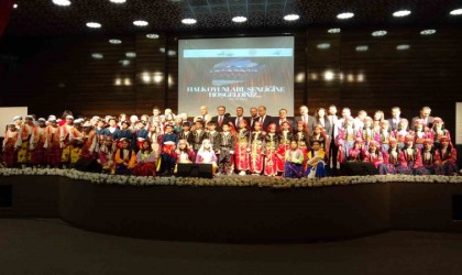 Vanda halk oyunları şenliği başladı