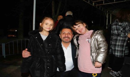 Vatandaşlardan Başkan Yüzügüllüye sevgi gösterisi