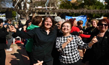 Yaşlı korosundan müzik şöleni