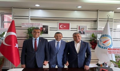 Altıntaşta Hikmet Tunç, görevi Arif Tekeden devraldı