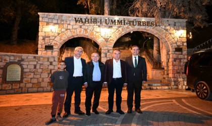 Başkan Böcek Kadir Gecesini Elmalıda geçirdi