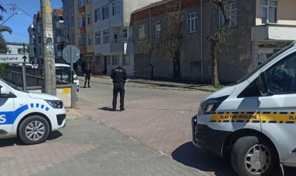 Boşanmak istemeyen eşine kurşun yağdırdı