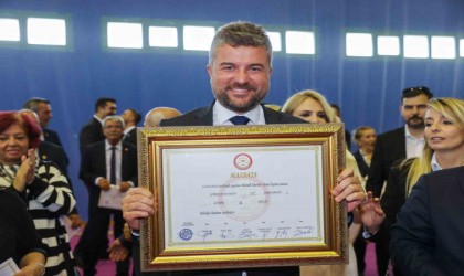 Bucada Başkan Duman mazbatasını aldı